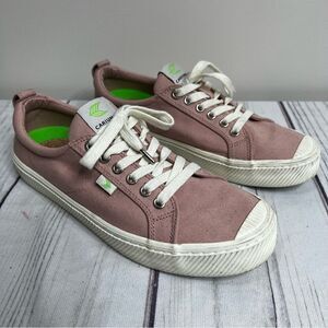 Cariuma OCA Low Rose Canvas Sneakers Shoes Unisex Sz Womens 10.5, Mens 9
